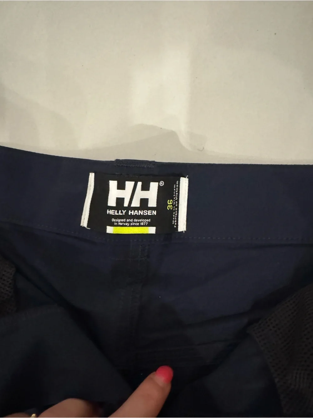 Helly Hansen Men's Dark Navy Cargo Shorts with HH Logo